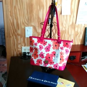 Dooney & Bourke Leisure Tote 12Wx10Hx5D